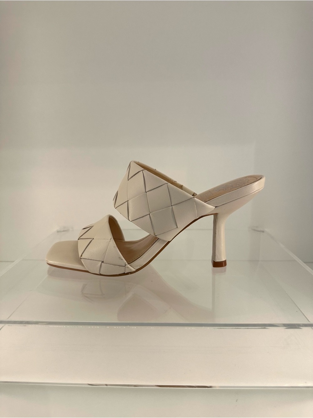 Vince Camuto Candiala Sandal Heels Womens Bone Napa Beige Leather. Size 7M - Picture 11 of 12
